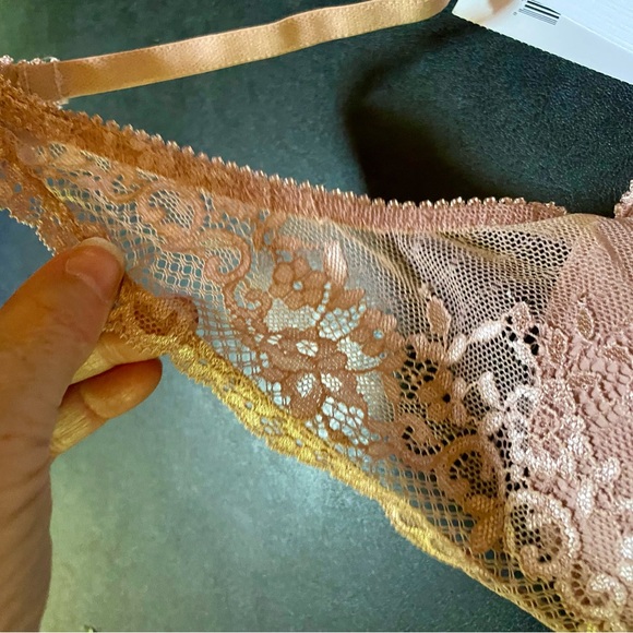 🔥French Connection Lace Bra w/Underwire🔥 NWT - Picture 5 of 11